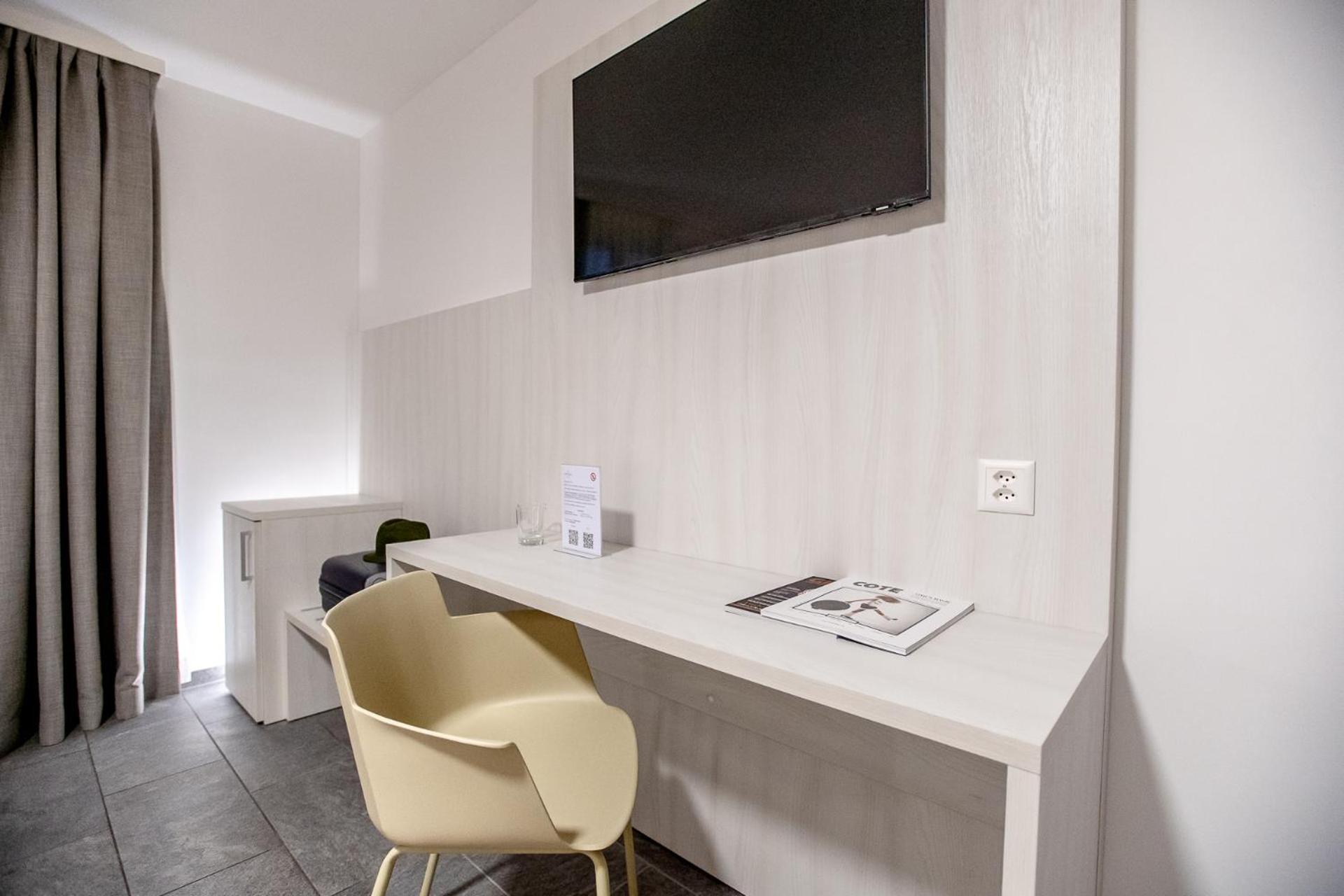 Miralago Locarno Easy Rooms Muralto Экстерьер фото