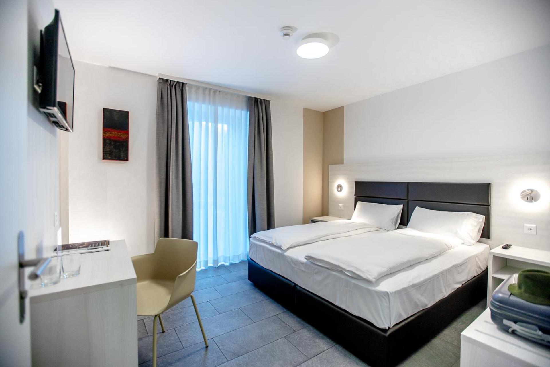 Miralago Locarno Easy Rooms Muralto Экстерьер фото